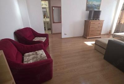 Apartament cu 2 camere semidecomandat în Grivița