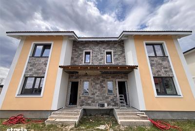 Casă cu 5 camere cu Teren 308 Mp în Central