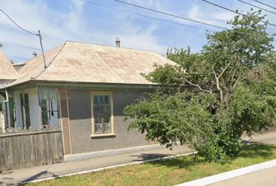 Teren de 2169 mp, în Jurilovca - 10