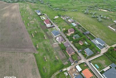 Teren de 427 mp, în Rediu