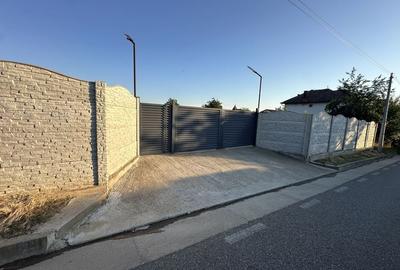 Teren de 1600 mp, în Hinova - 2