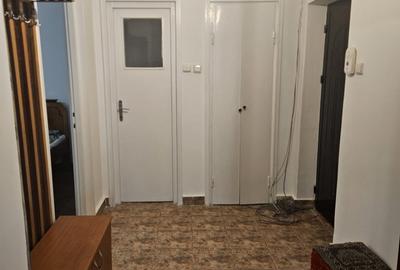 Apartament cu 3 camere decomandat, mobilat în Central - 11