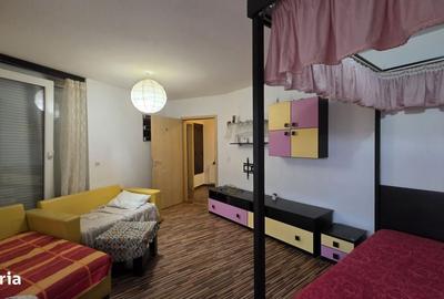Garsonieră decomandată în Lipovei