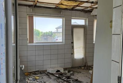 Casă cu 5 camere cu Teren 443 Mp în Ștefăneștii de Jos - 11