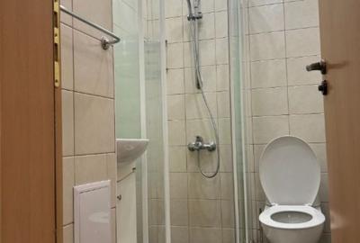 Apartament cu 2 camere decomandat în Berceni