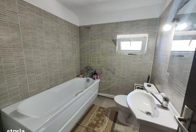 Casă cu 4 camere în Făcăi - 2