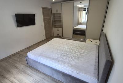 Apartament cu 2 camere decomandat în Precista - 3