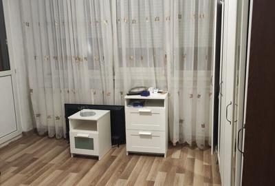 Apartament cu 2 camere semidecomandat în Baba Novac