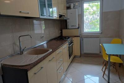 Apartament cu 2 camere semidecomandat în Apărătorii Patriei - 3