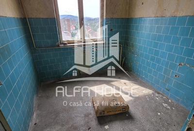 Apartament cu 2 camere decomandat în Govândari