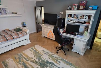 Casă cu 4 camere în Bucium