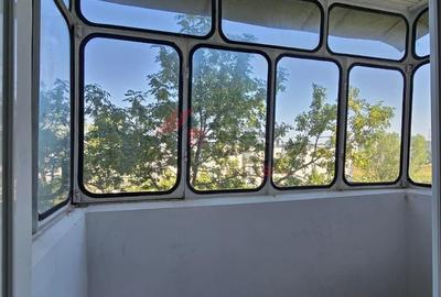 Apartament cu 2 camere decomandat în Mircea cel Bătrân
