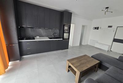 Apartament cu 3 camere semidecomandat, mobilat în Moșnița Nouă