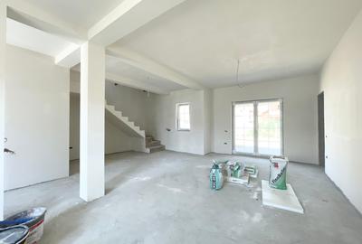 Duplex cu 3 camere cu Canalizare în Moșnița Nouă - 2