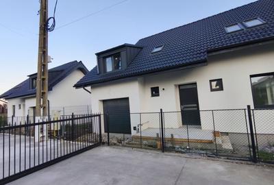 Casă individuală cu 4 camere cu Canalizare în Unirii - 2