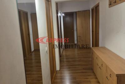 Apartament cu 3 camere decomandat în Dristor
