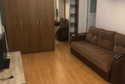 Apartament cu 2 camere în Centrul Civic