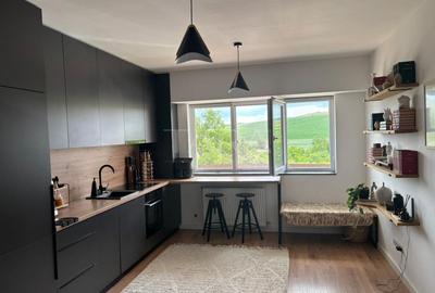 Apartament cu 2 camere semidecomandat, mobilat în Apahida