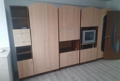 Garsonieră decomandată în Central - 1