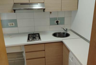 Apartament cu 2 camere nedecomandat în Intim