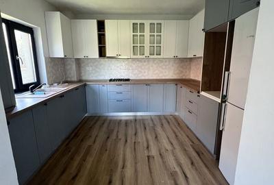 Casă cu 4 camere cu Teren 800 Mp în Remetea Mare - 7