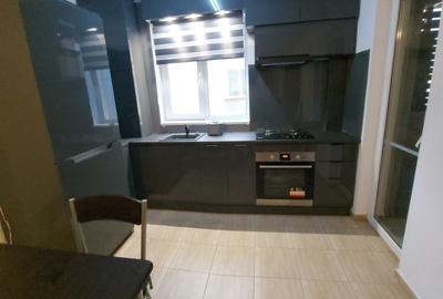 Apartament cu 2 camere decomandat în Central - 2