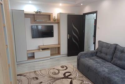 Apartament cu 2 camere semidecomandat în Central - 1