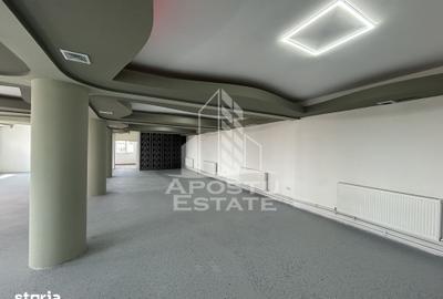 Spațiu comercial, de 350 mp, în Giarmata