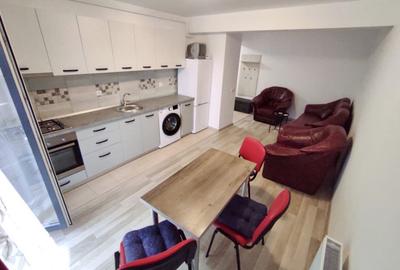 Apartament cu 2 camere decomandat în Dâmbul Rotund