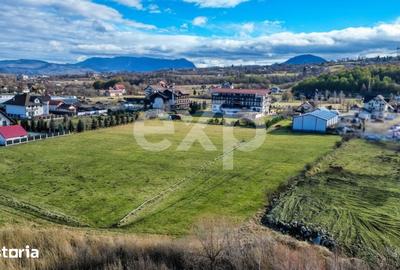 Teren de 862 mp, în Central