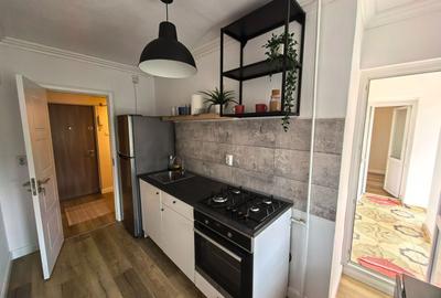 Apartament cu 2 camere în P-ța Victoriei - 3