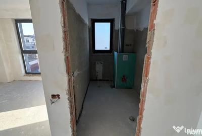 Apartament cu 3 camere decomandat în Aviației