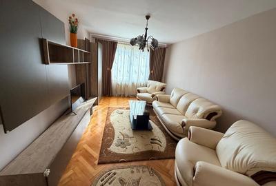 Apartament cu 3 camere în Central