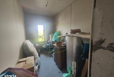 Casă cu 5 camere cu Teren 481 Mp în Malu Mare - 11