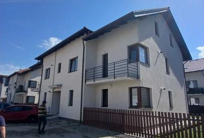 Apartament cu 2 camere decomandat în IAR