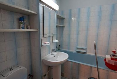 Apartament cu 3 camere în Central - 9