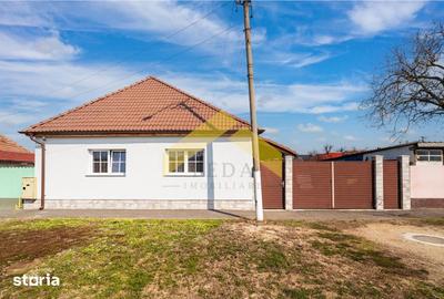 Casă cu 5 camere cu Canalizare în Sânnicolau Mic - 6
