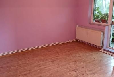 Apartament cu 3 camere decomandat în Central - 2