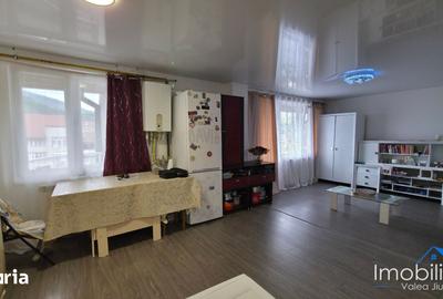 Apartament cu 4 camere în Central - 6