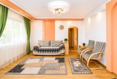 Apartament cu 2 camere semidecomandat în Centrul Civic