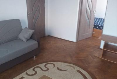 Apartament cu 3 camere semidecomandat în 23 August - 6