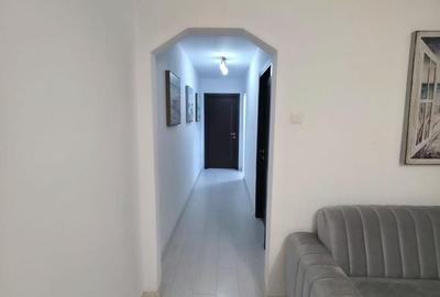 Apartament cu 3 camere decomandat, mobilat în Gorjului