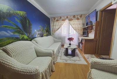 Apartament cu 2 camere semidecomandat în Km 4 - 8