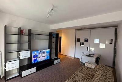 Apartament cu 2 camere decomandat în Olteniței