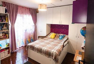 Apartament cu 2 camere decomandat în Primăverii