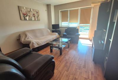Apartament cu 2 camere decomandat, mobilat în Central
