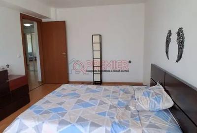 Apartament cu 2 camere decomandat în Splaiul Unirii