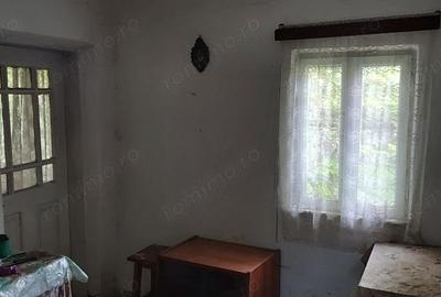 Casă cu 3 camere în Curtea de Argeș - 2