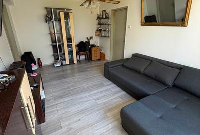 Apartament cu 2 camere semidecomandat în Baba Novac