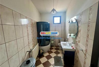 Casă cu 4 camere cu Teren 290 Mp în 8 Martie - 5